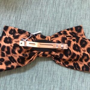 Anthropologie Accessories - Anthropologie Silk Printed Bow Barrette Anthropologie Accessories - Anthropologie Silk Printed Bow Barrette